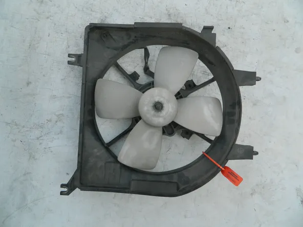 Диффузор радиатора MAZDA DEMIO DW3W (Контрактный) 72355961