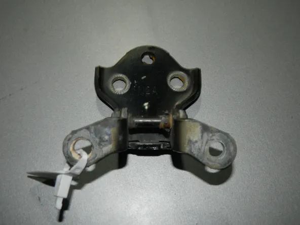 Петля двери CHEVROLET LACETTI J200 (Б/У) 45989326