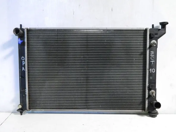 Радиатор ДВС TOYOTA OPA ZCT10 (Контрактный) 69838014