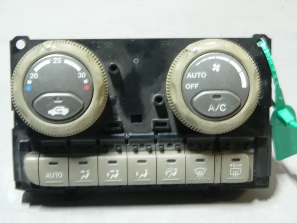 Блок управления климат-контролем HONDA STEPWGN RF3 (Контрактный) 81540591