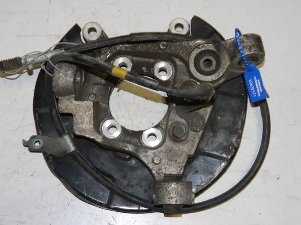 Кулак поворотный NISSAN SKYLINE V35 Зад Лев (Контрактный) 69838377