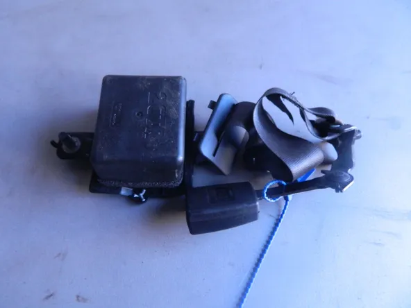 Ремень безопастности HYUNDAI EQUUS VI G6DJ Зад Центр (Б/У) 69838557 898503N750RY