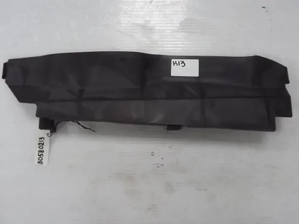 Дефлектор радиатора NISSAN MARCH K13 (Контрактный)