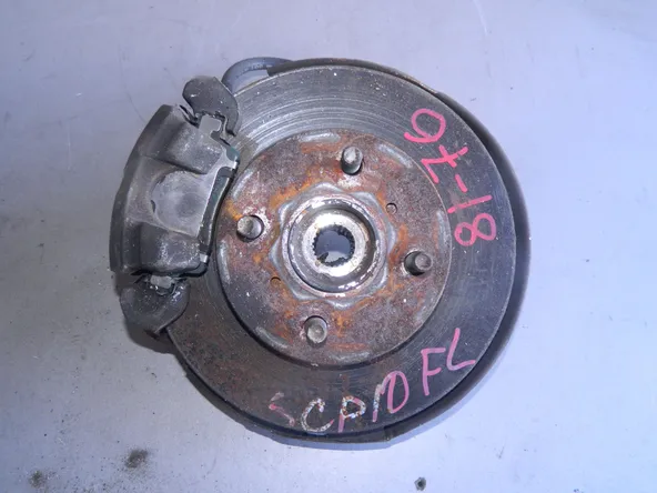 Ступица TOYOTA VITZ SCP10 Перед Лев (Контрактный) 79591419