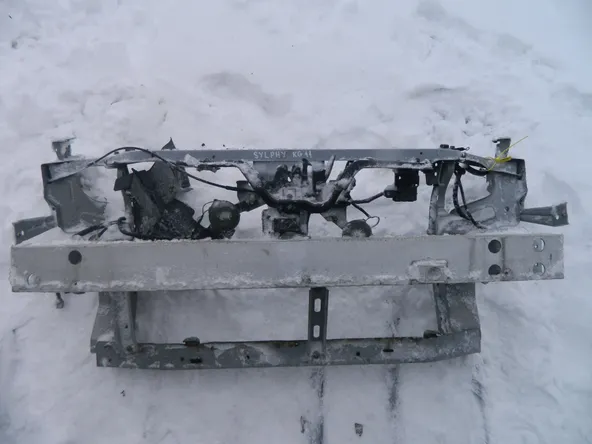 Рамка радиатора NISSAN Bluebird Sylphy KG11 (Контрактный) 79773989