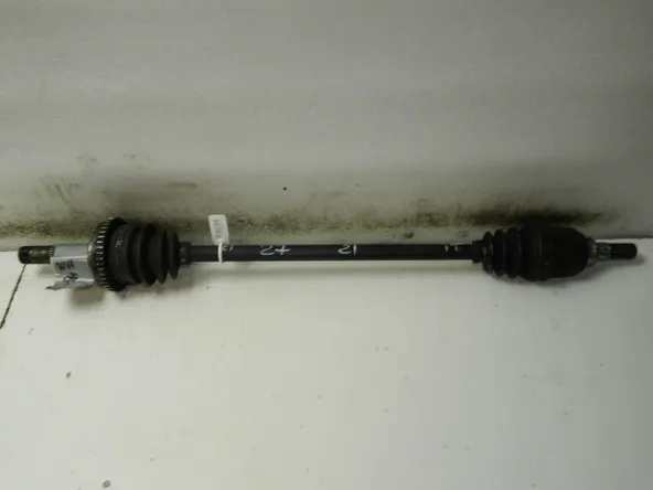 Привод NISSAN AVENIR W11 QG18DE Зад (Контрактный) 35015633