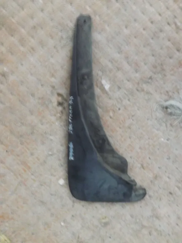 Брызговик TOYOTA RAV4 ACA31 Перед Лев (Контрактный) 2901100058