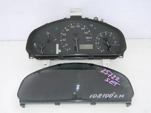 Панель приборов TOYOTA HARRIER MCU15W 1MZFE (Контрактный) 8380048010