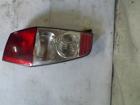 Фонарь MITSUBISHI MIRAGE DINGO CQ2A Задн Лев (Контрактный) 94603446