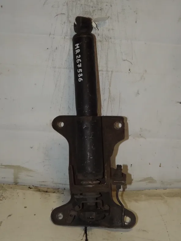 Амортизатор MITSUBISHI DELICA PD8W Перед Лев (Контрактный)