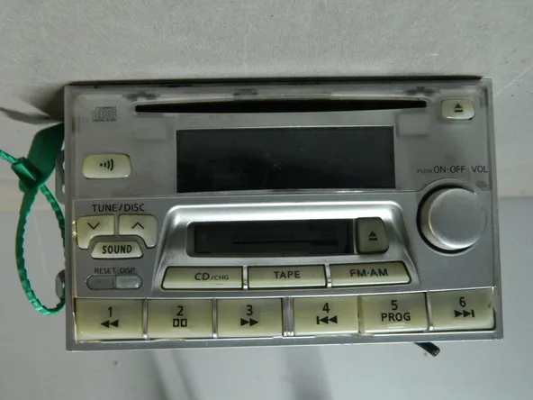 Магнитола NISSAN CUBE Z10 (Контрактный) 81540452 28188AP810