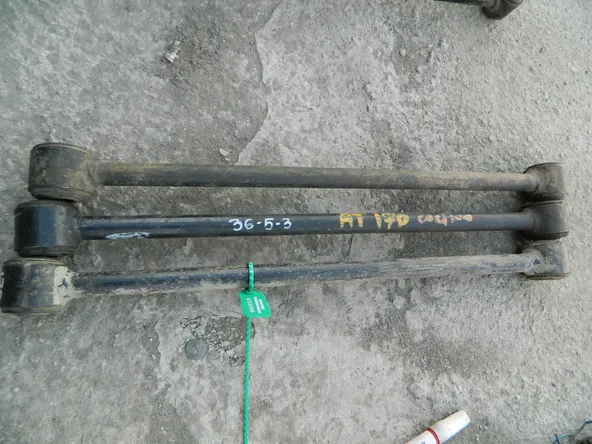 Тяга подвески TOYOTA CARINA AT170 Зад Поперечная (Контрактный) 81530898