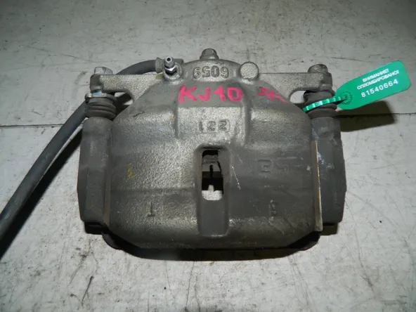 Суппорт NISSAN QASHQAI J10 Перед Прав (Контрактный) 81540664