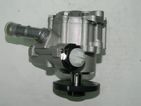 Насос ГУР GENERAL PARTS 32413428010 BMW 5-Series E60 / BMW 1-Series E81