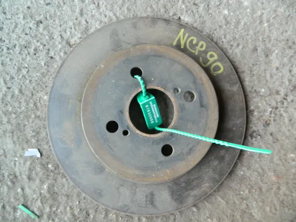 Диск тормозной TOYOTA VITZ KSP90 Зад (Контрактный) 81530555