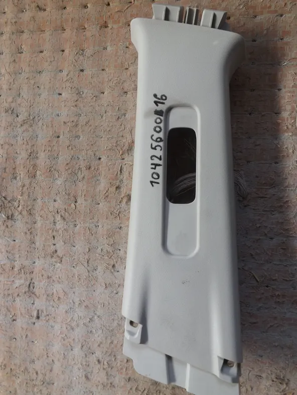 Обшивка средней стойки MAZDA AXELA BLEFP Верх Лев (Контрактный) 1042560016