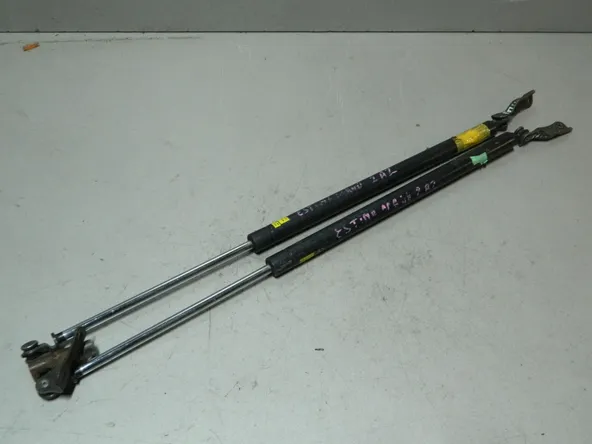 Амортизатор багажника TOYOTA ESTIMA ACR40 (Контрактный) 81532258