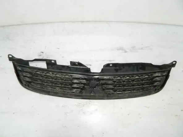 Решетка радиатора MITSUBISHI Colt Z21A 4A90 (Контрактный)