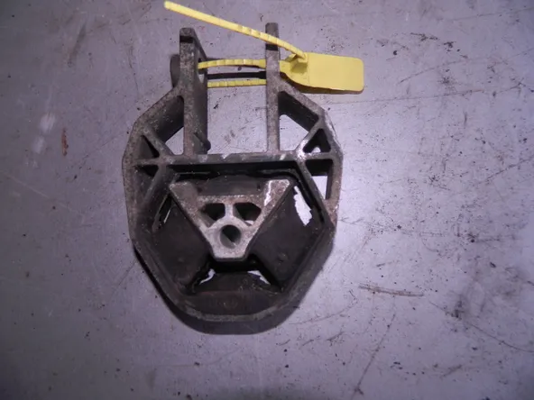 Подушка двигателя VOLVO V50 MW43 Зад (Контрактный) 94599893