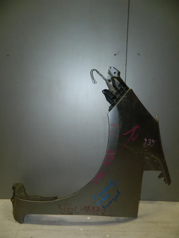 Крыло HONDA FIT GE6 Перед Лев (Контрактный) 46098877