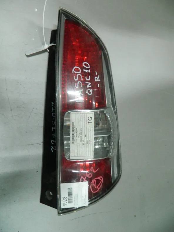 Фонарь TOYOTA PASSO QNC10 Задн Прав (Контрактный) 03344286