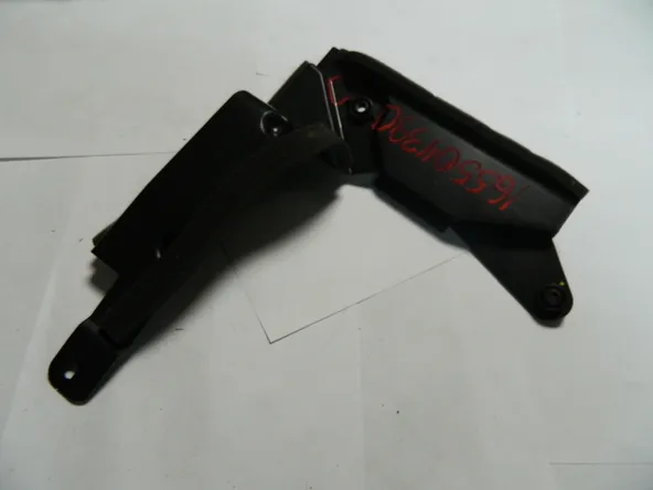 Кронштейн воздушного фильтра NISSAN 1655043900