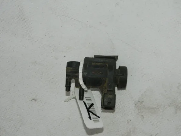 Клапан вакуумный FORD MONDEO BGP L1F (Б/У) 53219