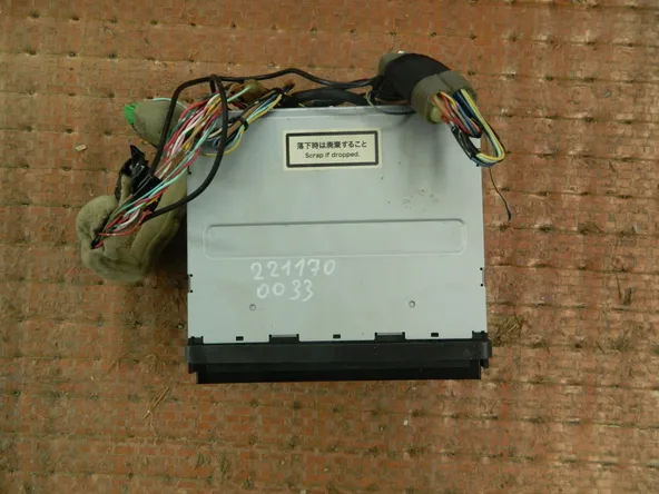 Магнитола NISSAN X-TRAIL NT31 (контрактный) 2211700033