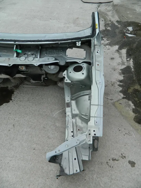 Лонжерон VOLVO S60 Перед Лев (Б/У) 79586011