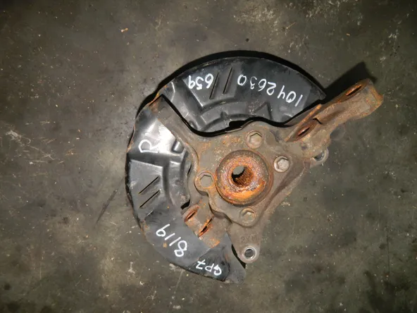 Ступица SUBARU XV GP7 Перед Прав (Контрактный) 1042630659