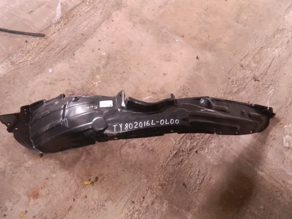 Подкрылок API TY802016L0L00 TOYOTA RAV4 ACA20 LH 2000 - 2005