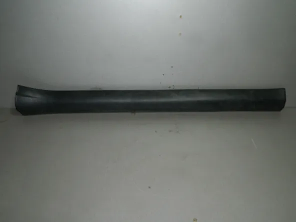 Накладка порога TOYOTA COROLLA E120 Перед Лев (Б/У) 45993868 6791213010