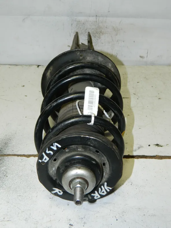 Стойка подвески TOYOTA YARIS KSP130 Перед Прав (Кoнтрактный) 45992946