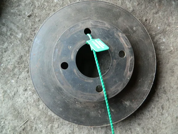 Диск тормозной NISSAN CUBE Z11 Перед (Контрактный) 81530602