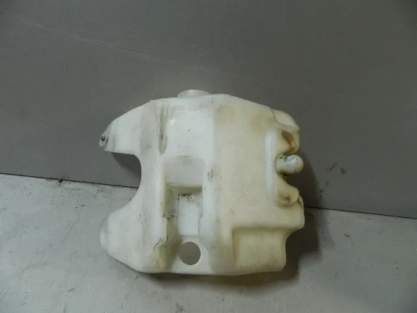 Бачок омывателя MAZDA DEMIO DW3W (Контрактный) 79591932