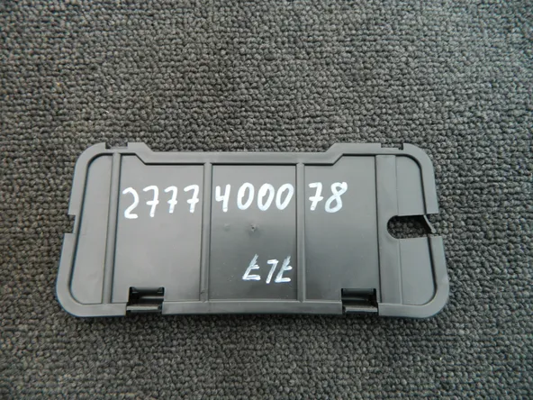 Заглушка крышки багажника VOLKSWAGEN TOUAREG 7L7 (Контрактный) 2777400078