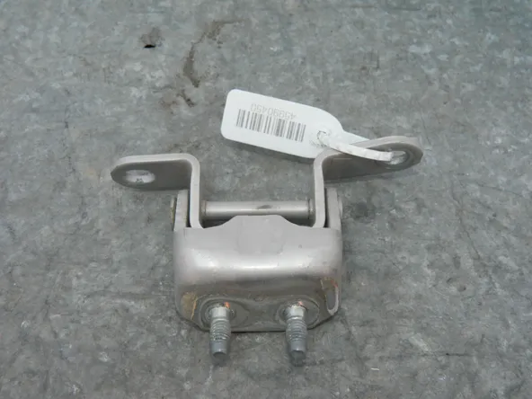 Петля двери TOYOTA LAND CRUISER PRADO J90 Зад. Лев (Б/У) 45990450