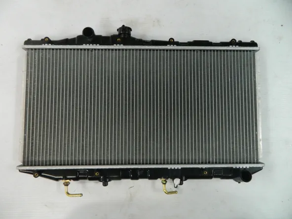 Радиатор охлаждения PANDAPARTS TOY03SV20 TOYOTA Camry,Vista