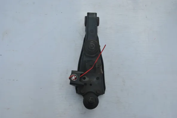 Рычаг подвески TOYOTA HIACE KDH201 Перед Лев (Контрактный) 25284097