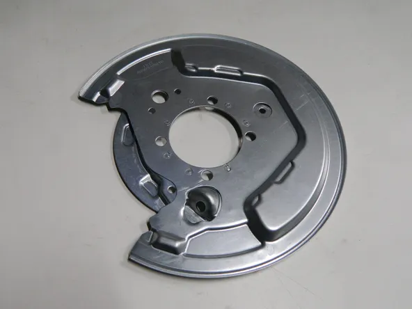 Кожух тормозного диска GENERAL PARTS 4650305010 TOYOTA AVENSIS AZT25# RR