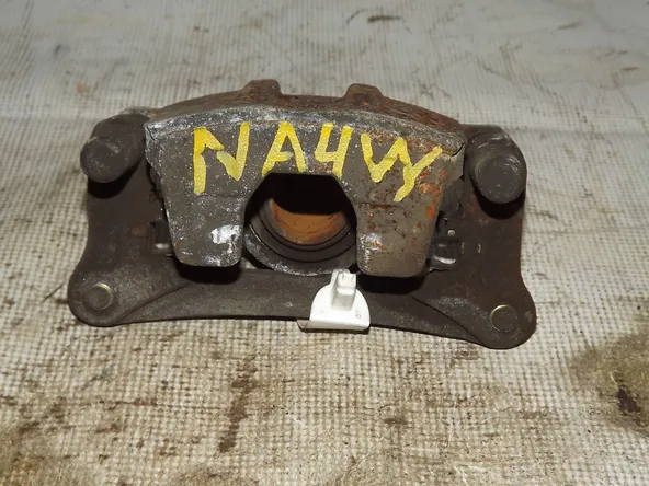 Суппорт MITSUBISHI GRANDIS NA4W Зад Лев (Контрактный) 35017202