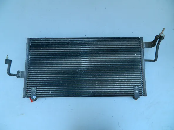 Радиатор кондиционера MITSUBISHI DIAMANTE F31A (Контрактный) 72367537