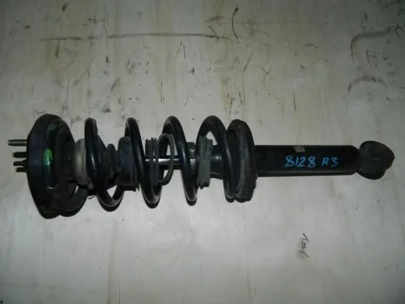 Стойка подвески NISSAN Bluebird QU14 QG18 Зад Прав (Контрактный)