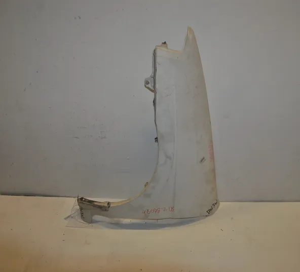 Крыло MAZDA DEMIO DW3W Перед Лев (Контрактный) 46098705