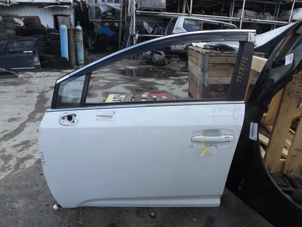 Дверь TOYOTA AVENSIS 2012г ZRT272 Перед Лев (Контрактный) 94603374