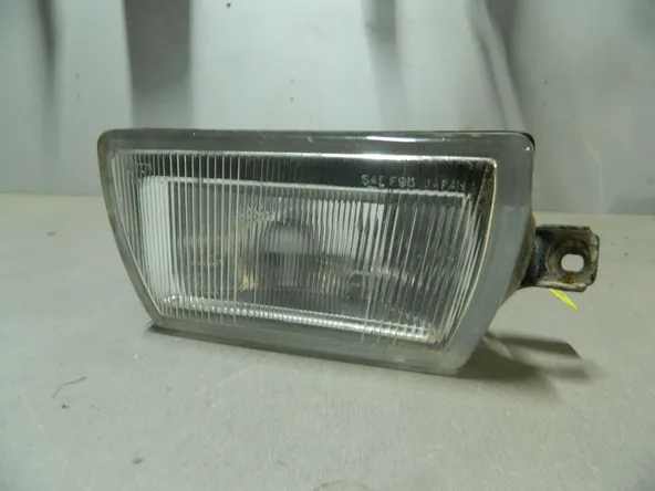 Фара противотуманная MITSUBISHI DIAMANTE F36A Перед Прав (Контрактный) 79768308