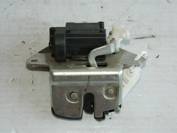 Замок крышки багажника FIAT PANDA (Б/У)