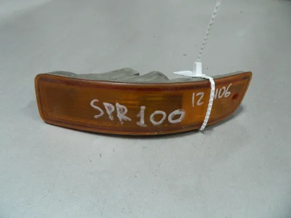 Габарит TOYOTA SPRINTER AE100 Перед Лев 12406 (Контрактный) 69586642