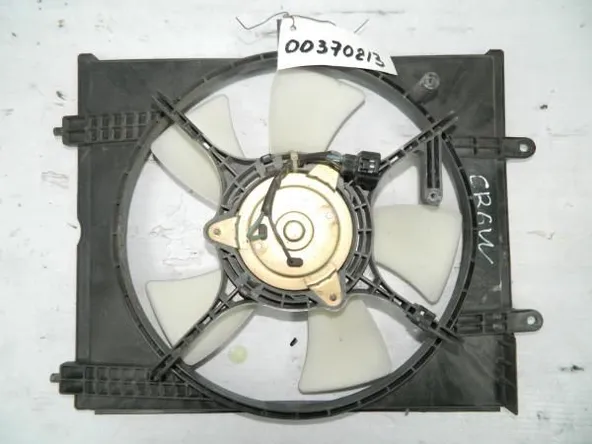 Диффузор радиатора MITSUBISHI Dion CR6W (Контрактный)