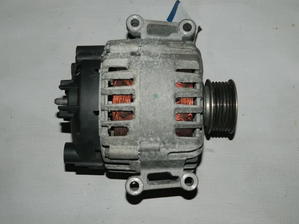 Генератор VOLKSWAGEN TIGUAN 5N1 CAW (Контрактный)